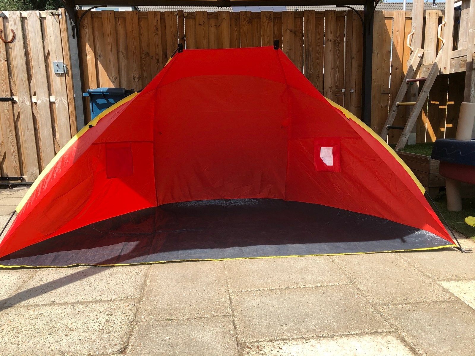 Strandtent - beache shelter tentje 270x120x120, Ophalen of Verzenden, Zo goed als nieuw, Tot en met 4