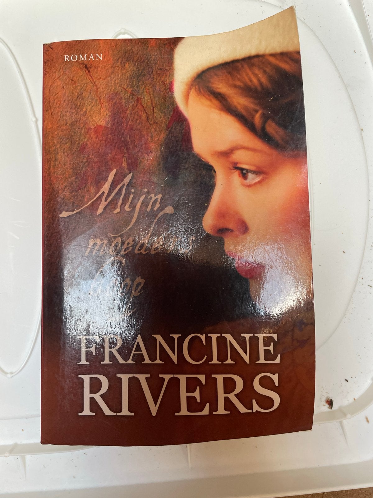 Mijn Moeders droom, Francine Rivers - Roman, Ophalen of Verzenden, Gelezen, Nederland