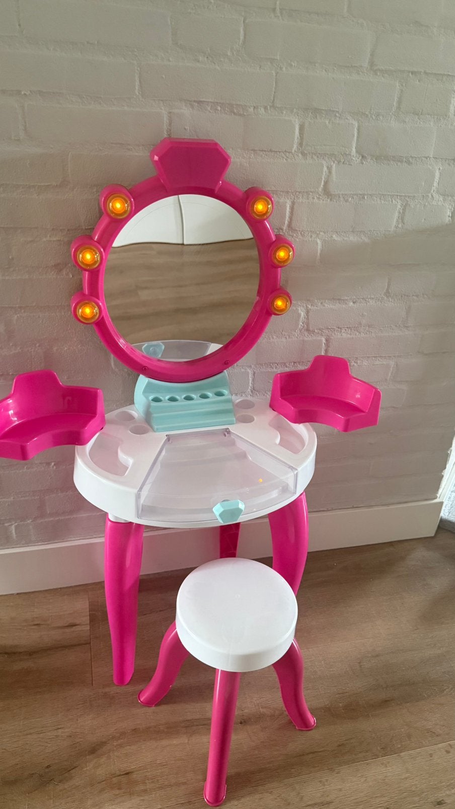 Kinder kaptafel met krukje, Ophalen, Zo goed als nieuw, 50 tot 100 cm, Minder dan 100 cm