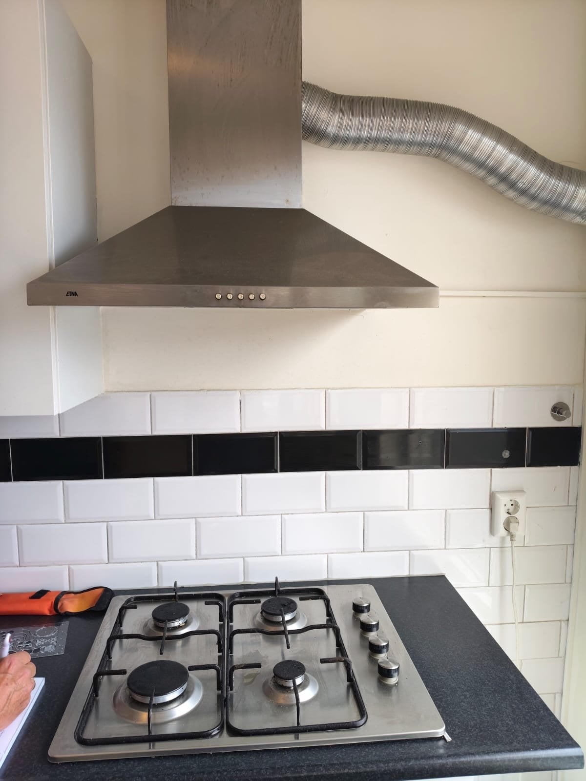 Complete keuken met apparatuur en bovenkasten, Huis en Inrichting, Ophalen, Gebruikt, Wit, Enkelwandige keuken