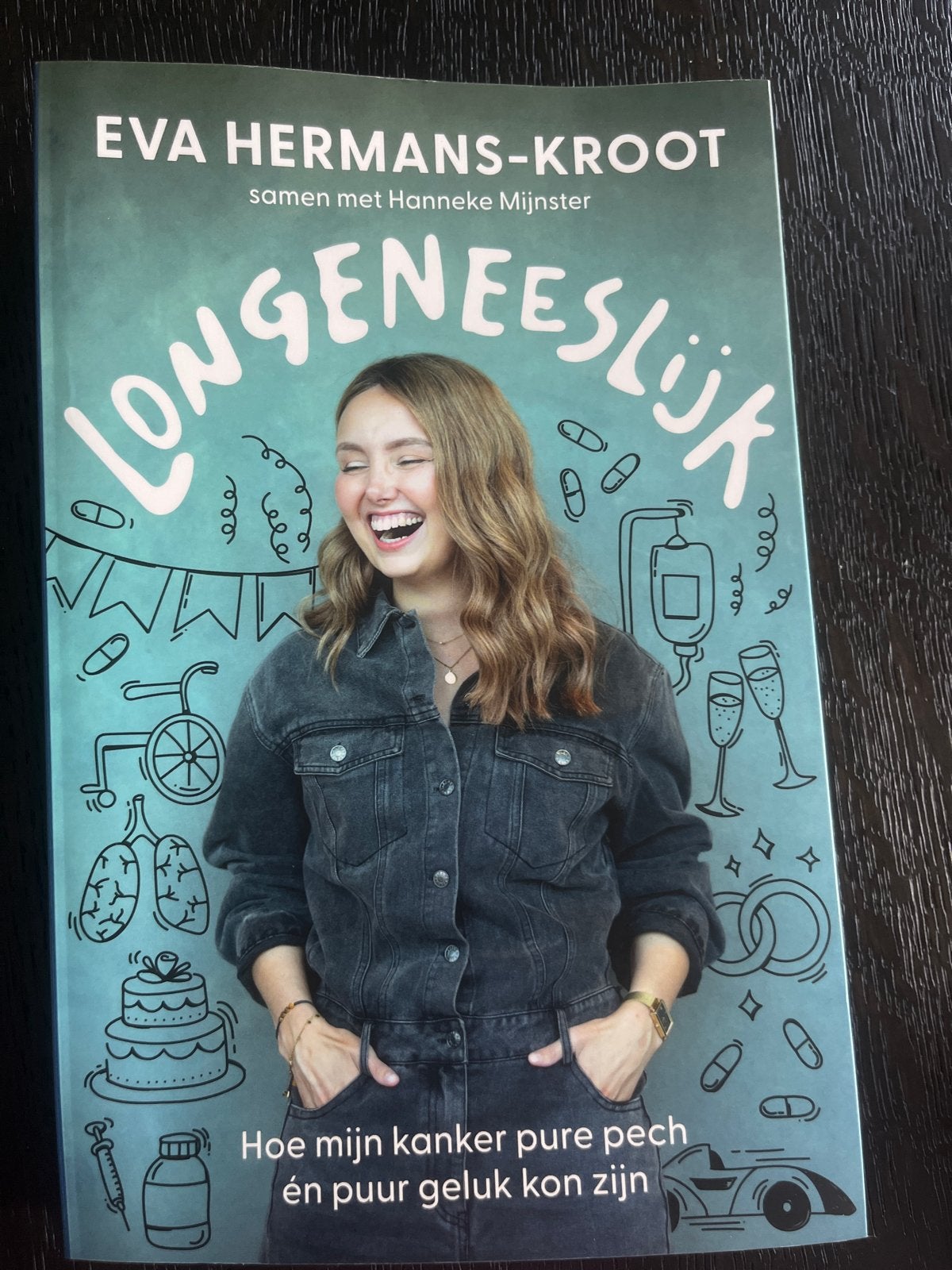 Longeneeslijk - Eva Hermans-Kroot, Ophalen of Verzenden, Zo goed als nieuw, Overige