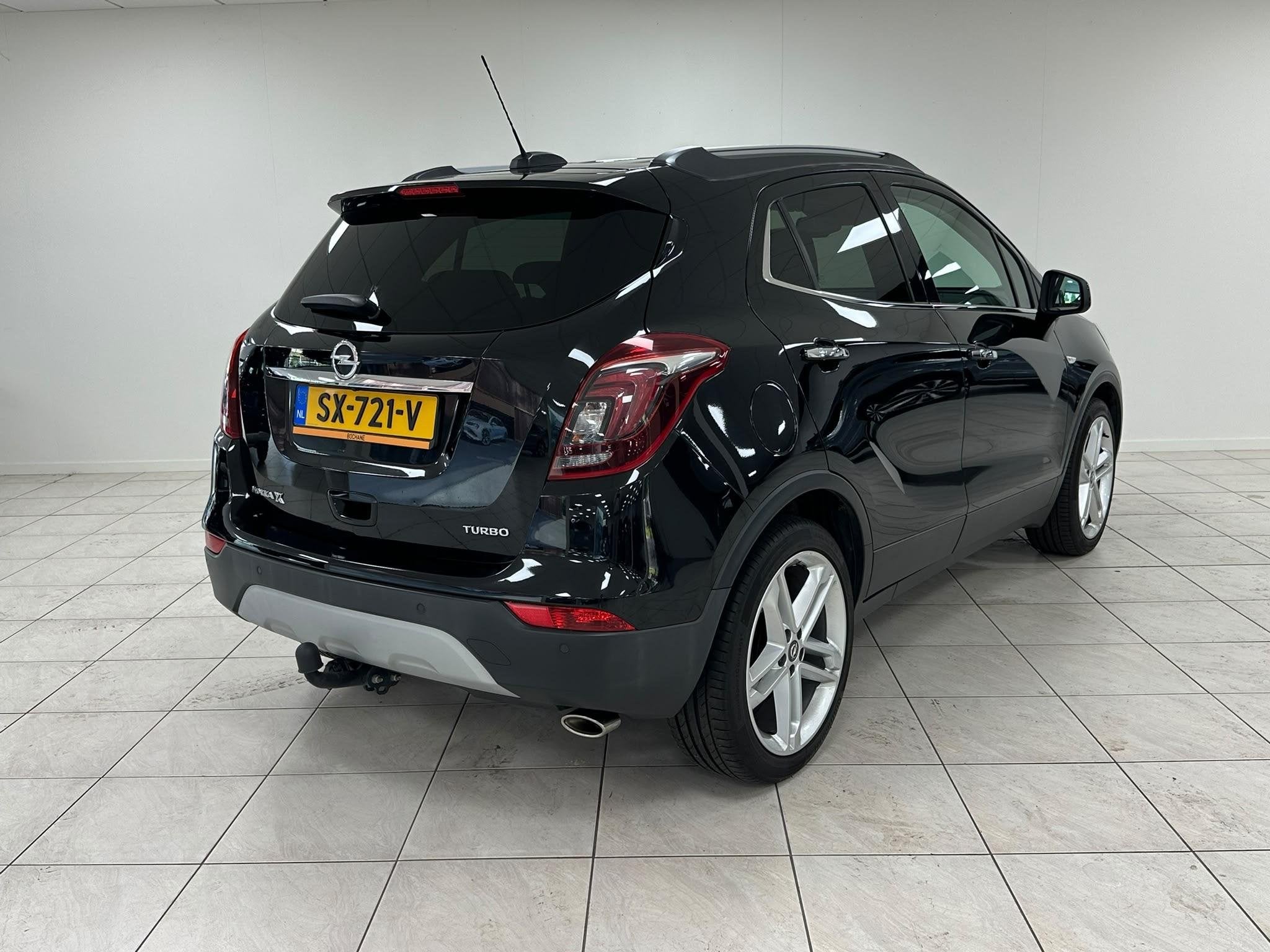 Opel Mokka X 1.4 Turbo Black Edition | PANORAMADAK | NAVIGAT, Auto's, Opel, Stof, Gebruikt, Met garantie (alle), Zwart