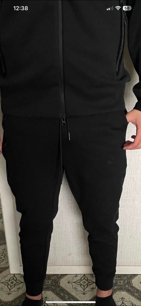 Nike tech broek, Ophalen of Verzenden, Zo goed als nieuw, Jongen, Broek