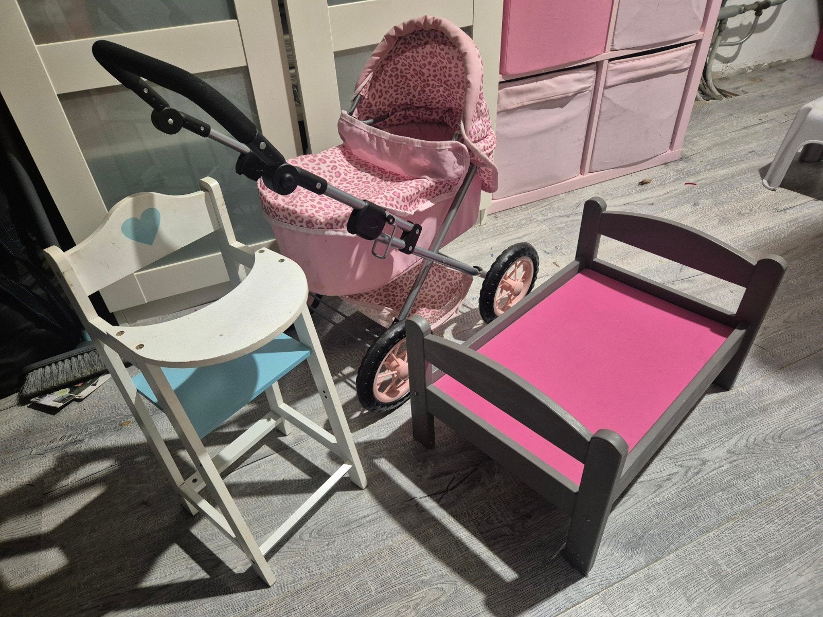 Poppenwagen, poppenstoel en poppenbedje set, Ophalen, Gebruikt, Babypop