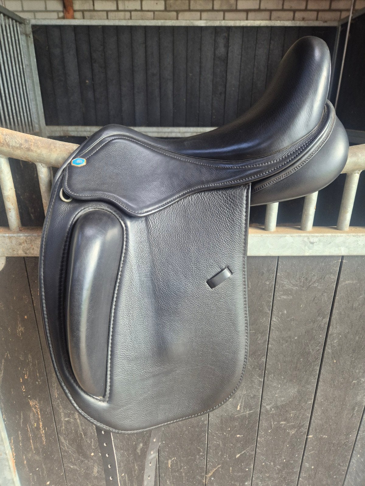 sella impara 17,5 inch, Dieren en Toebehoren, Ophalen, Zo goed als nieuw, Dressuur
