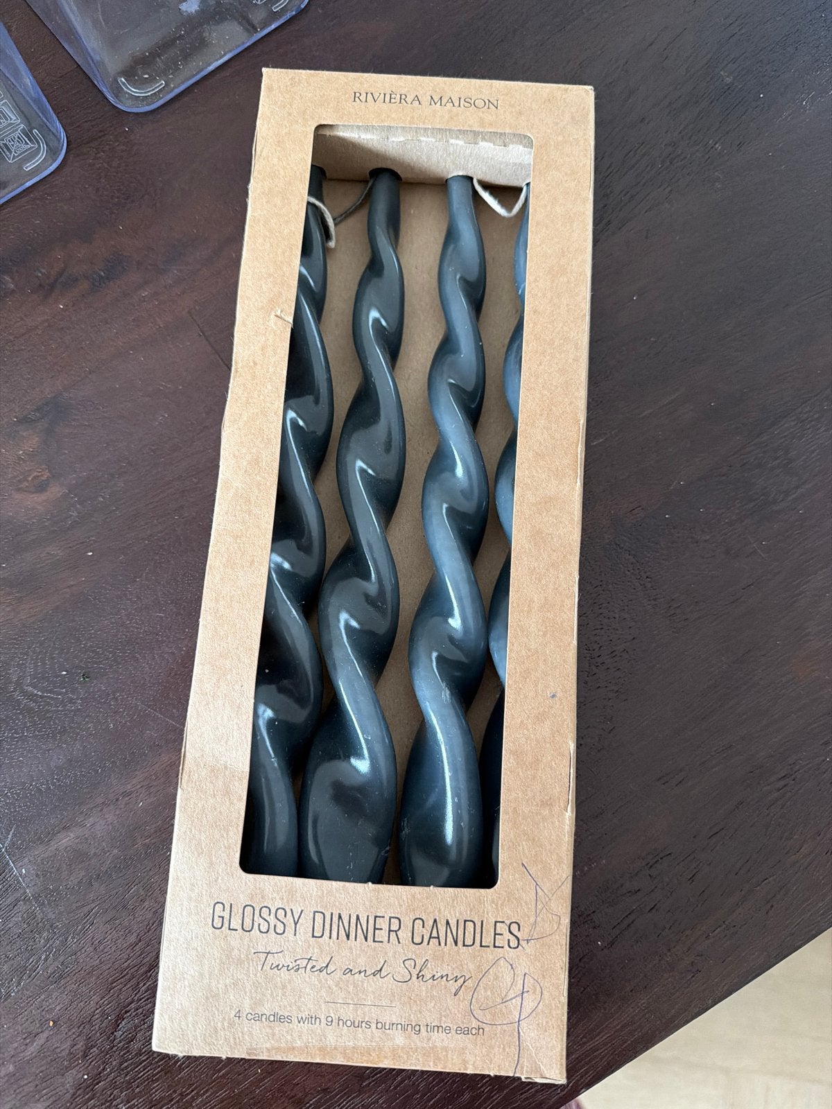Riviera Maison Glossy Dinner Candles - Zwart, Nieuw, Huis en Inrichting, Woonaccessoires | Kandelaars en Kaarsen, Ophalen, Zwart