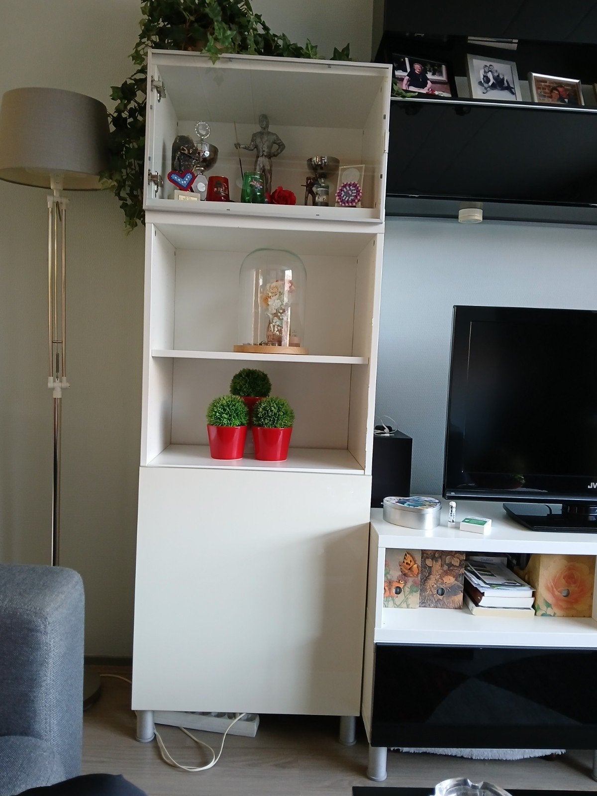 Witte IKEA Billy Boekenkast met Vitrine en Deuren, Huis en Inrichting, Ophalen, Gebruikt