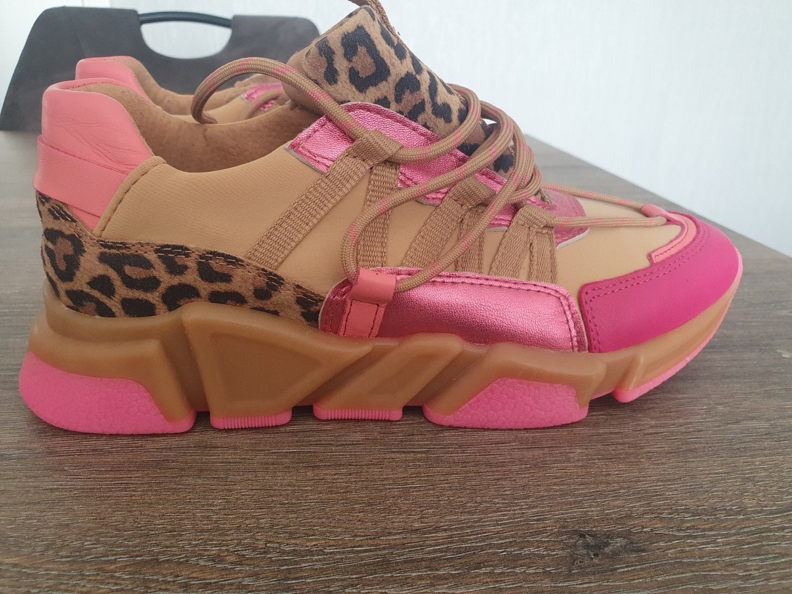 Dames sneakers met luipaardprint en roze details - Maat 42, DWRS, Overige kleuren, Nieuw, Ophalen of Verzenden