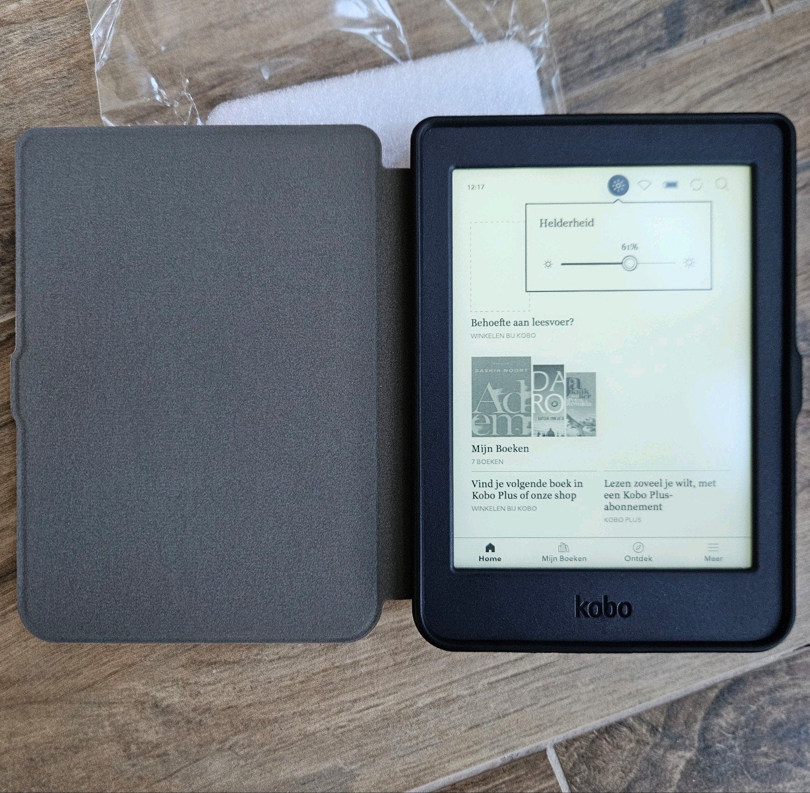 Zgan Kobo Nia ereader met nieuwe sleepcover, Computers en Software, E-readers, 8 GB, Rakuten Kobo Inc, 6 inch of minder, Ophalen of Verzenden