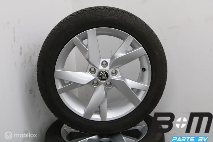 WINTER! ORIGINEEL 17 inch velgen Skoda Octavia 4 5E3601025AC, Banden en Velgen, 17 inch, Winterbanden, Personenwagen
