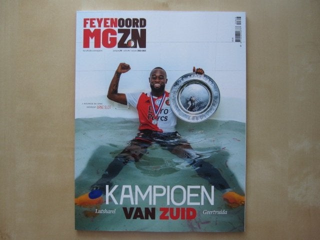 Feyenoord Clubmagazine. Kwartaalblad. 12 Exemplaren., Verzenden, Nieuw, Balsport