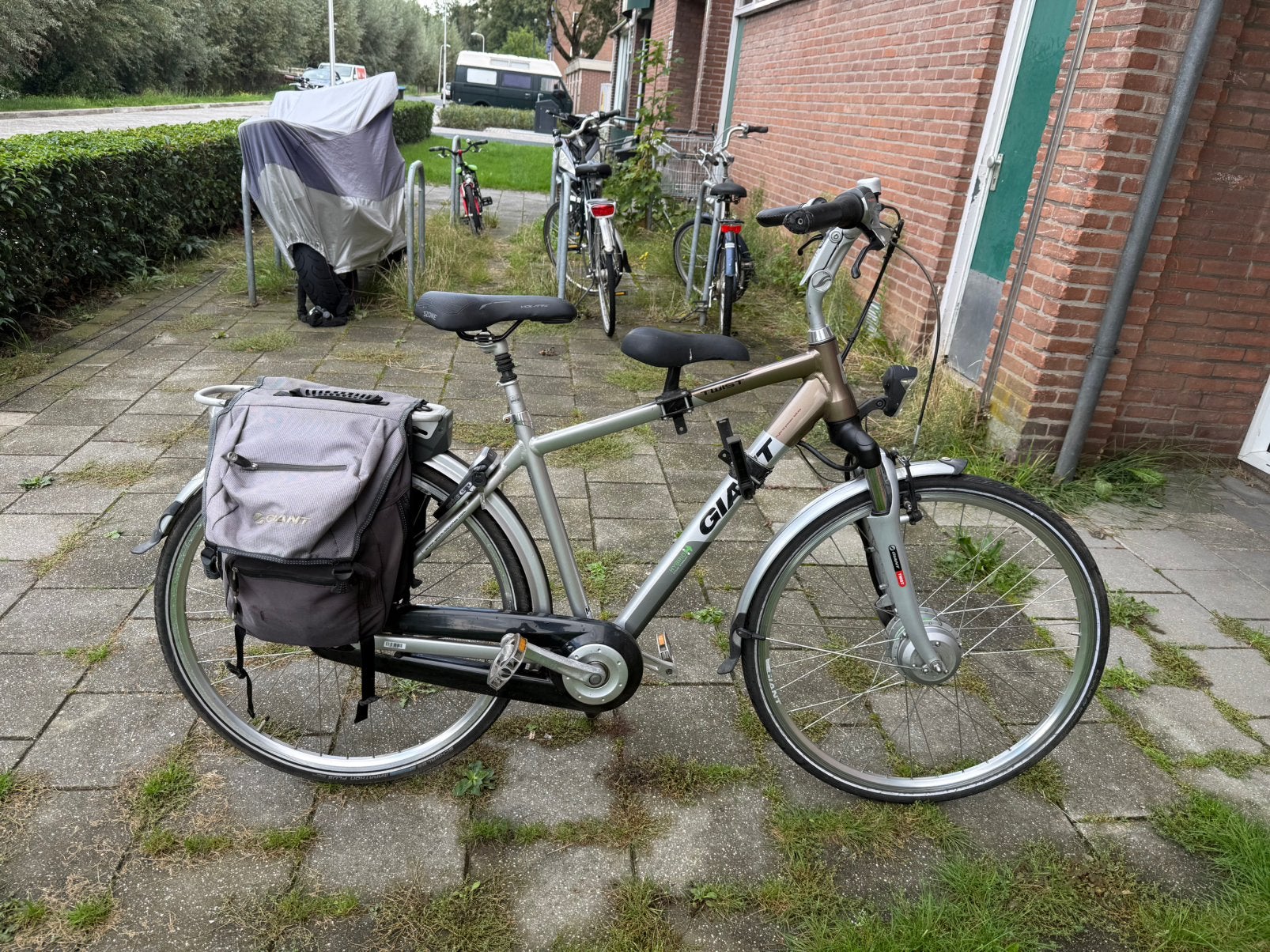 tekoop  giant twist  elektrischie fiets, 47 tot 51 cm, Ophalen of Verzenden, Zo goed als nieuw, Overige merken