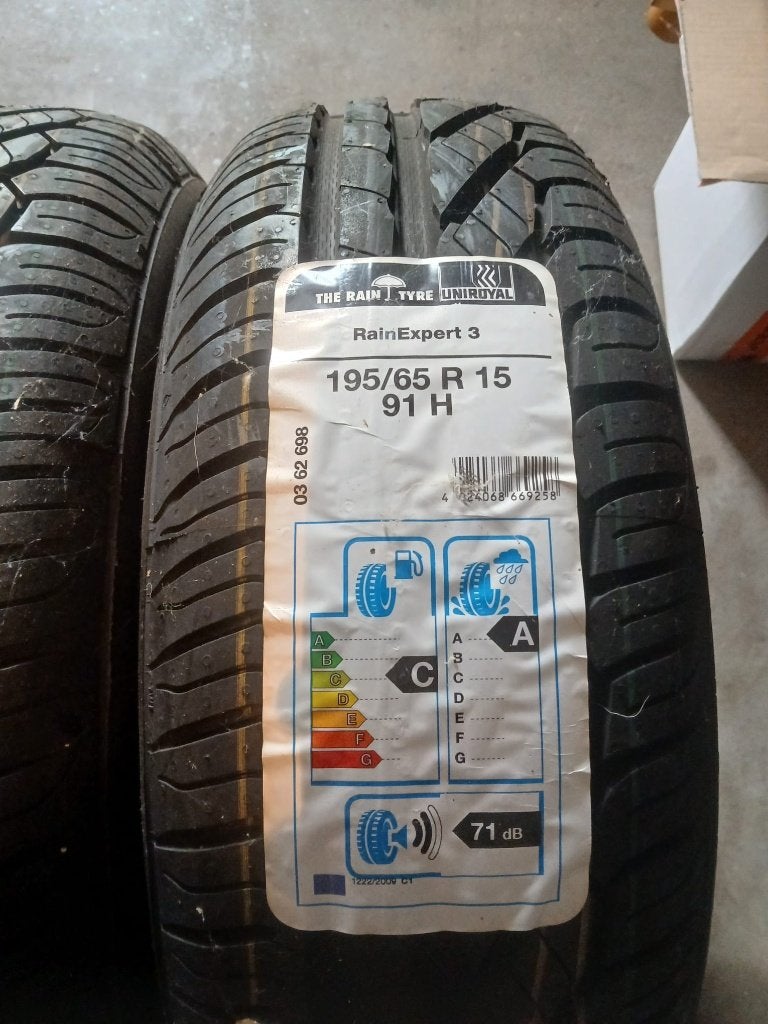 Uniroyal banden, Auto diversen, Overige Auto diversen, Ophalen