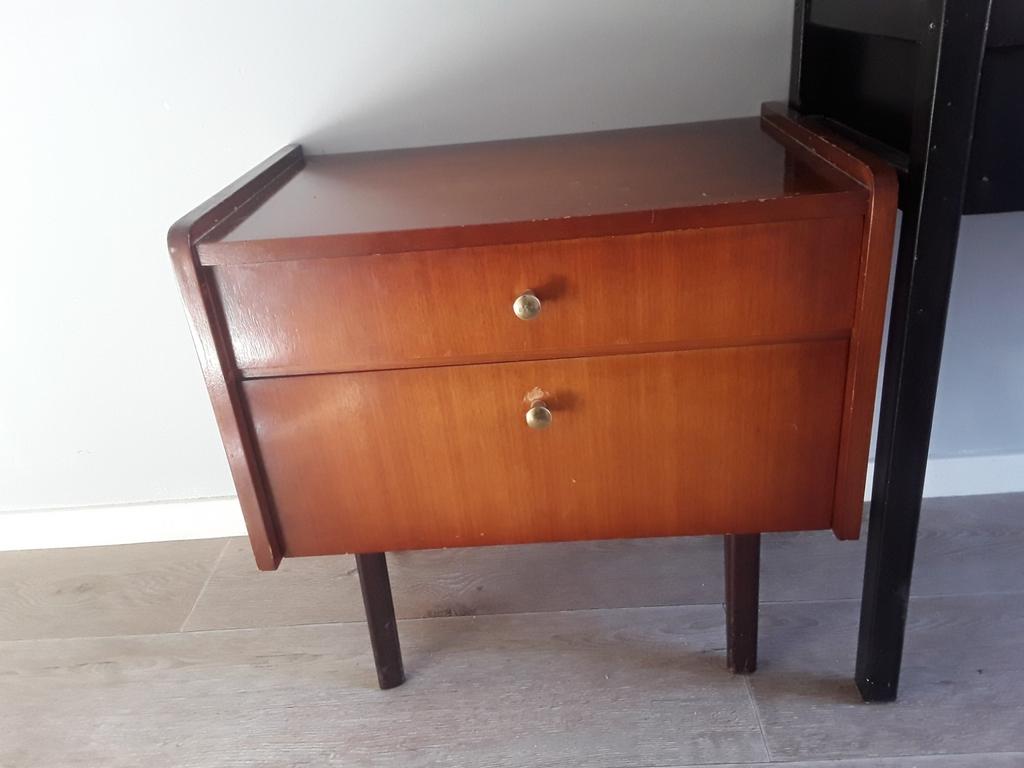 Nachtkastje jaren 60, Ophalen of Verzenden, Minder dan 45 cm