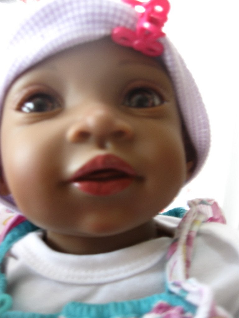 reborn baby meisje, Verzamelen, Poppen, Ophalen of Verzenden, Zo goed als nieuw, Babypop, Levensecht of Reborn