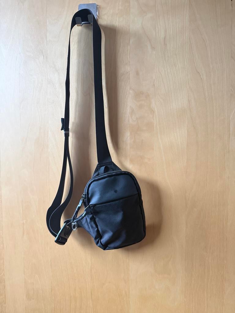 Concept Global Travel Sling Bag 1L | Zwart, Ophalen of Verzenden, Zo goed als nieuw, Overige merken