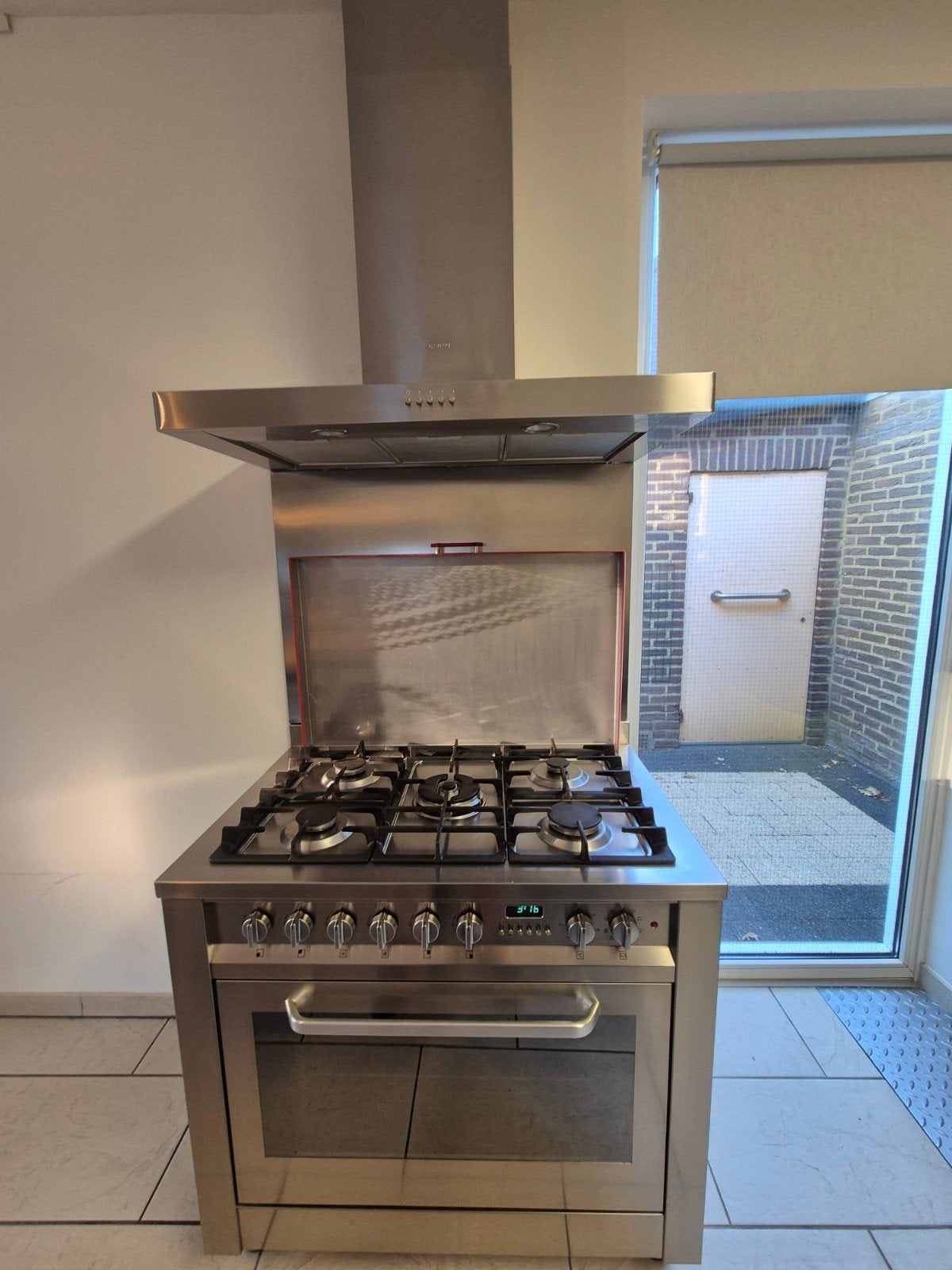 Ariston Fornuis met Oven en smeg Afzuigkap - RVS, Ophalen, Gebruikt, Hete lucht, 60 cm of meer