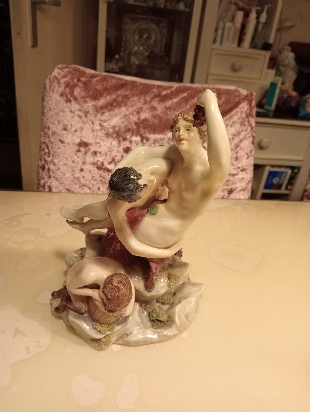 Vintage Porseleinen Beeldje: Satyr en Nimf, Ophalen of Verzenden
