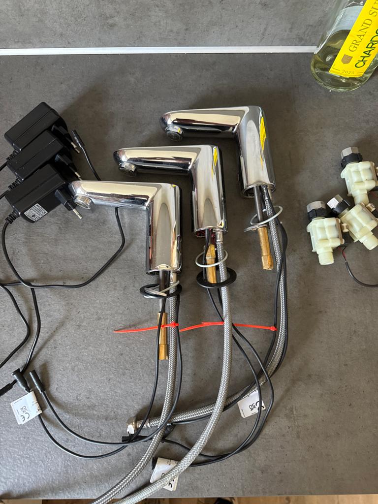 3x Grohe fontein/wastafel kraan met sensor 16793/10, Ophalen of Verzenden, Zo goed als nieuw, Chroom, Kraan
