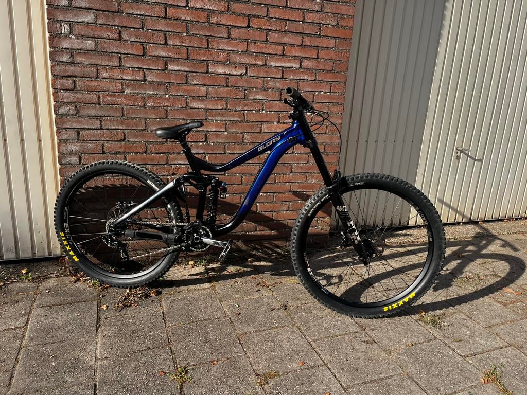 Giant Glory 0 downhill Mullet Maat L, Fully, Ophalen, Gebruikt, Giant