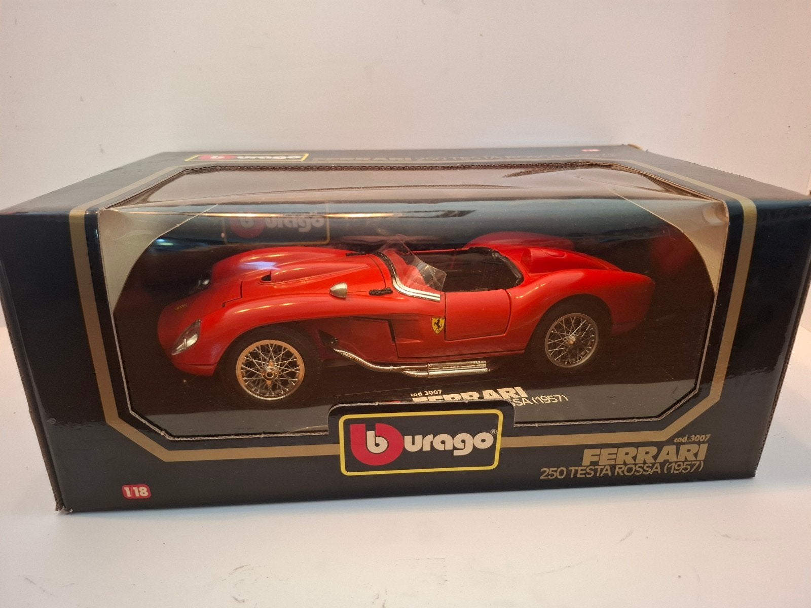 Ferrari 250 Testa Rossa, Hobby en Vrije tijd, Ophalen of Verzenden, Zo goed als nieuw, Auto, Bburago
