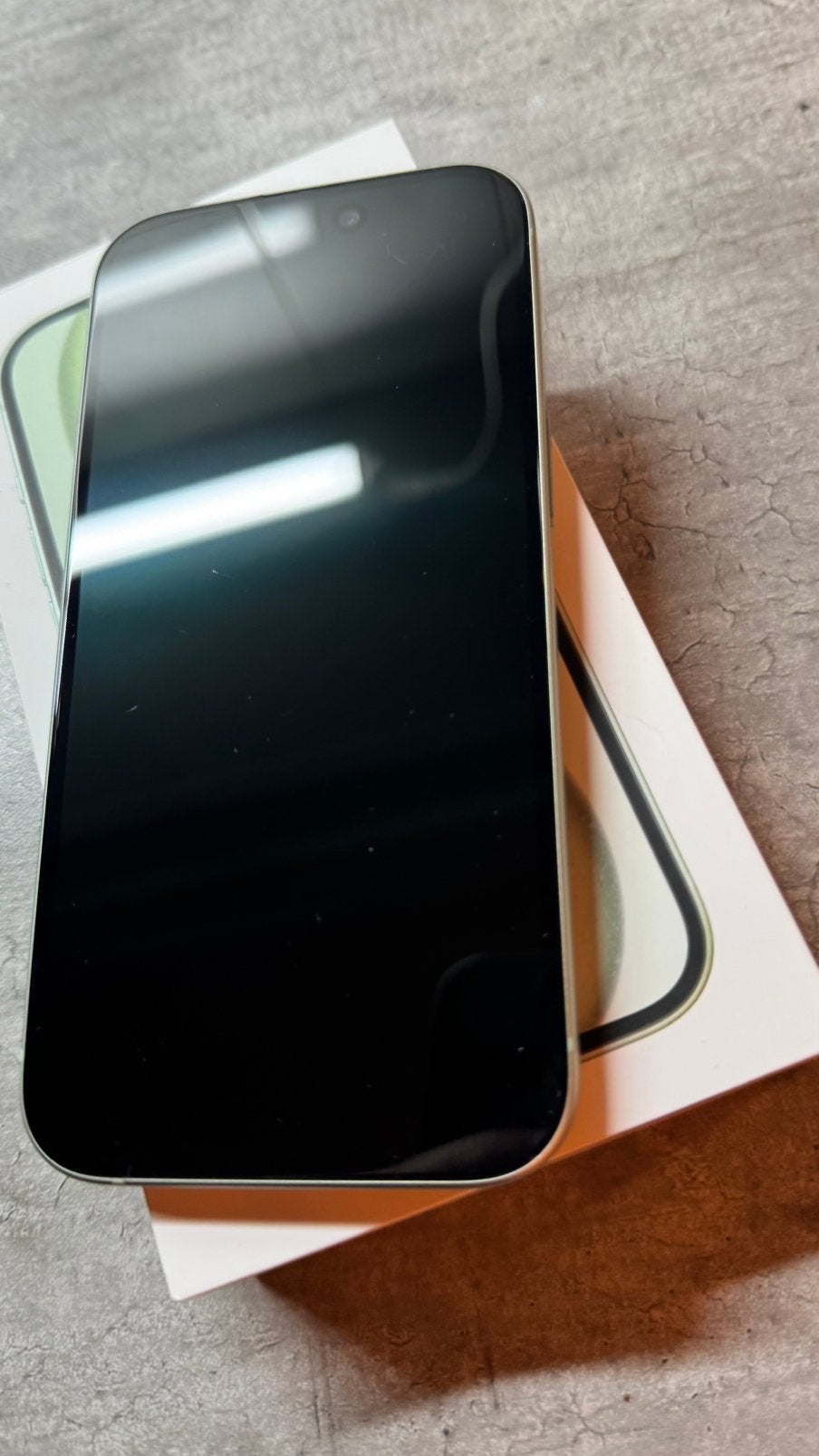 Zo goed als nieuwe iPhone 15 256GB, Telecommunicatie, Mobiele telefoons | Apple iPhone, IPhone 15, Zo goed als nieuw, 85 %, Groen