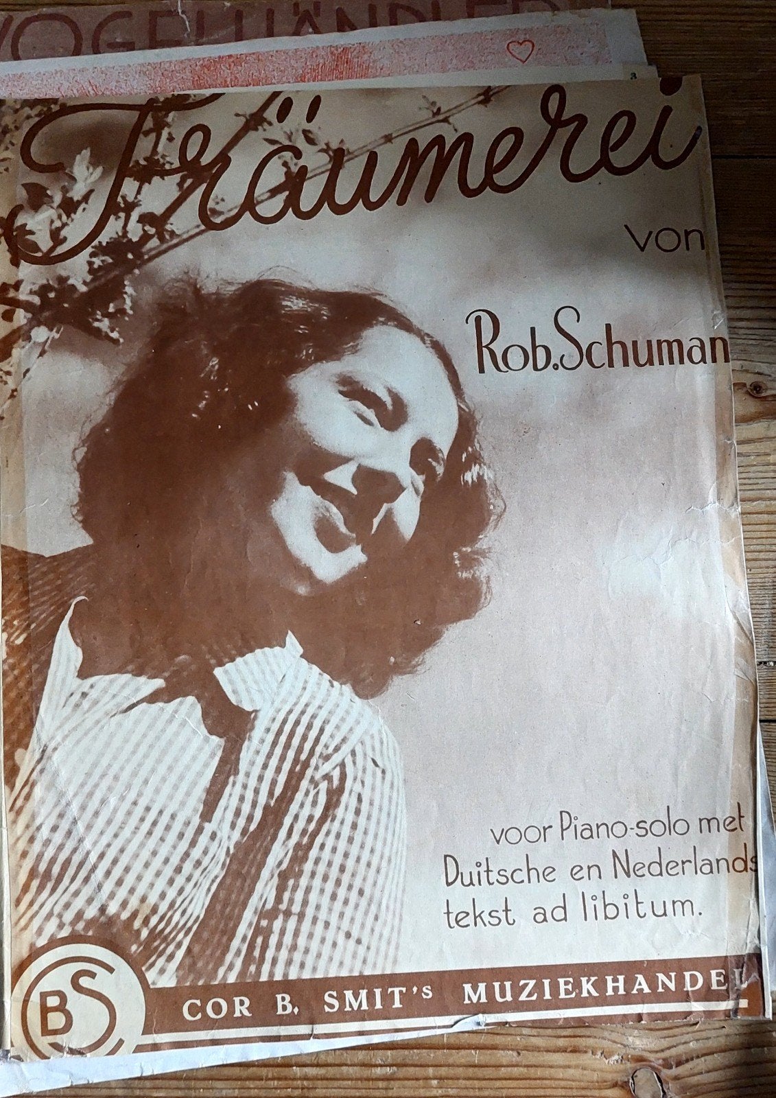 Foto 6 van Verschillende oude bladmuziek voor piano