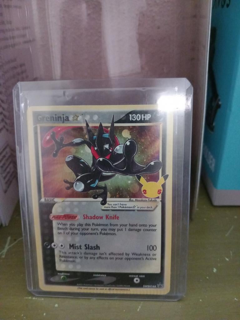 Greninja gold star, Ophalen, Zo goed als nieuw, Losse kaart, Foil