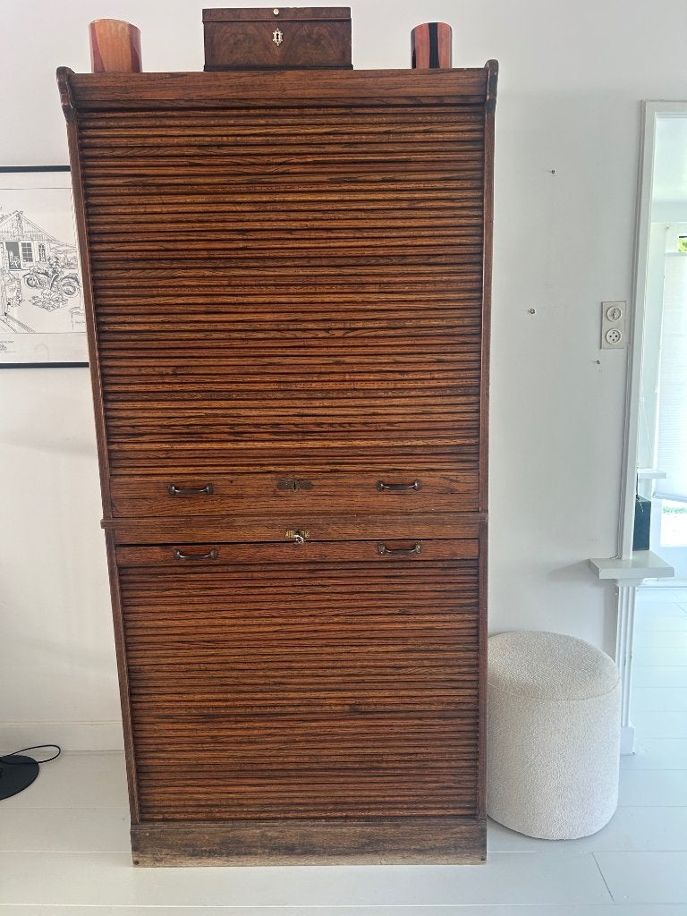 Notariskast / Postkast, Ophalen