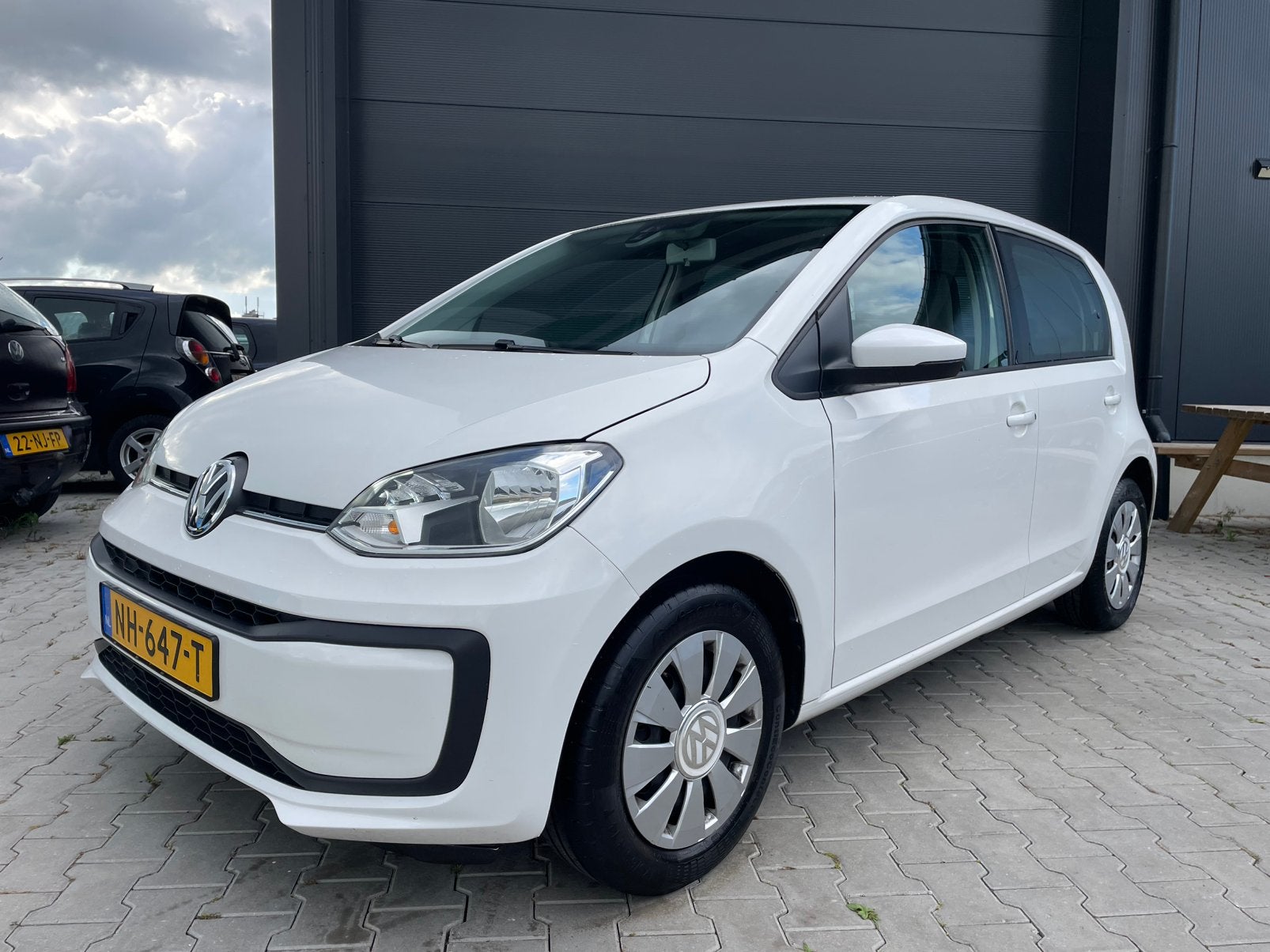 Volkswagen Up 1.0 5 Deurs 2017 Airco|Elek ramen|Bleutooth, Auto's, Volkswagen, Voorwielaandrijving, Stof, 4 stoelen, Wit