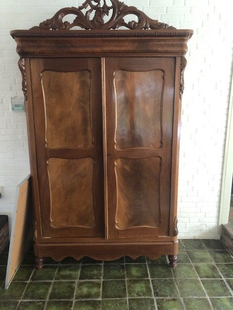 Hollandse Biedermeier meidenkast, Ophalen