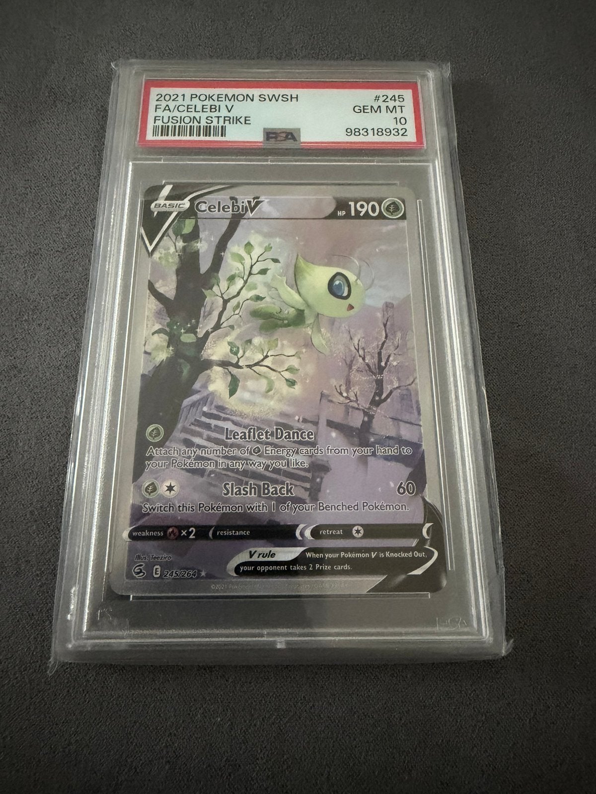 Pokemon TCG - Celebi Fusion Strike PSA 10, Ophalen of Verzenden, Zo goed als nieuw