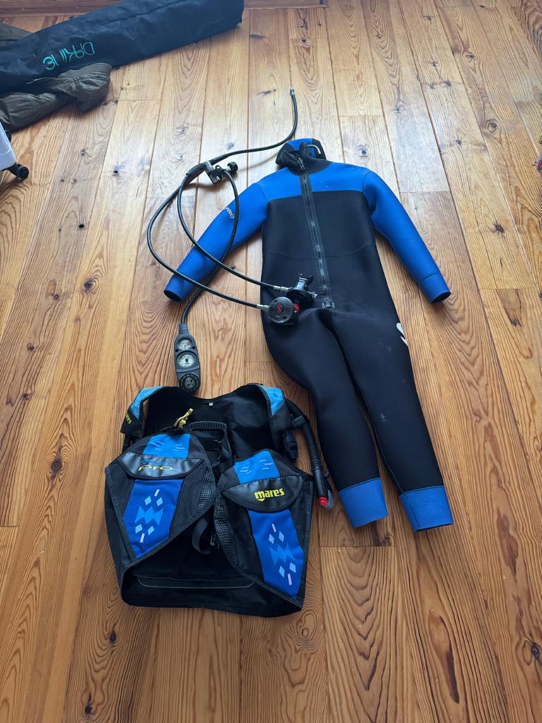 Complete Duikuitrusting: Duikpak, Trimvest, Fles, Ademautoma, Watersport en Boten, Duiken, Ophalen, Gebruikt, Duikpak