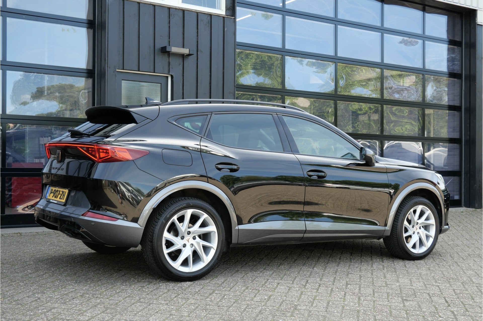 CUPRA Formentor 1.5 TSI | Cruise | Camera | Carplay | Keyles, Auto's, 730 kg, 4 cilinders, Leder en Stof, Zwart