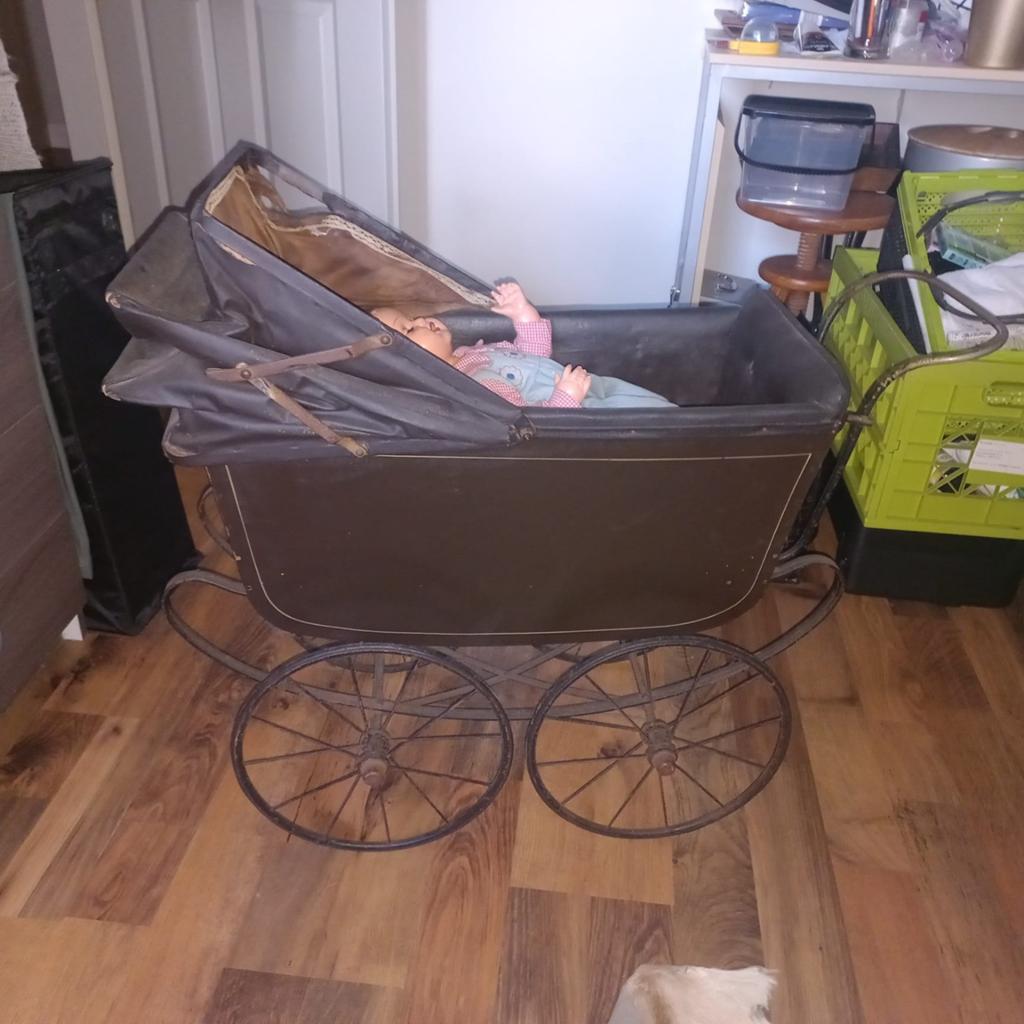 Antieke kinderwagen, Kinderen en Baby's, Babywiegjes en Ledikanten, Ophalen of Verzenden, Gebruikt, Wieg