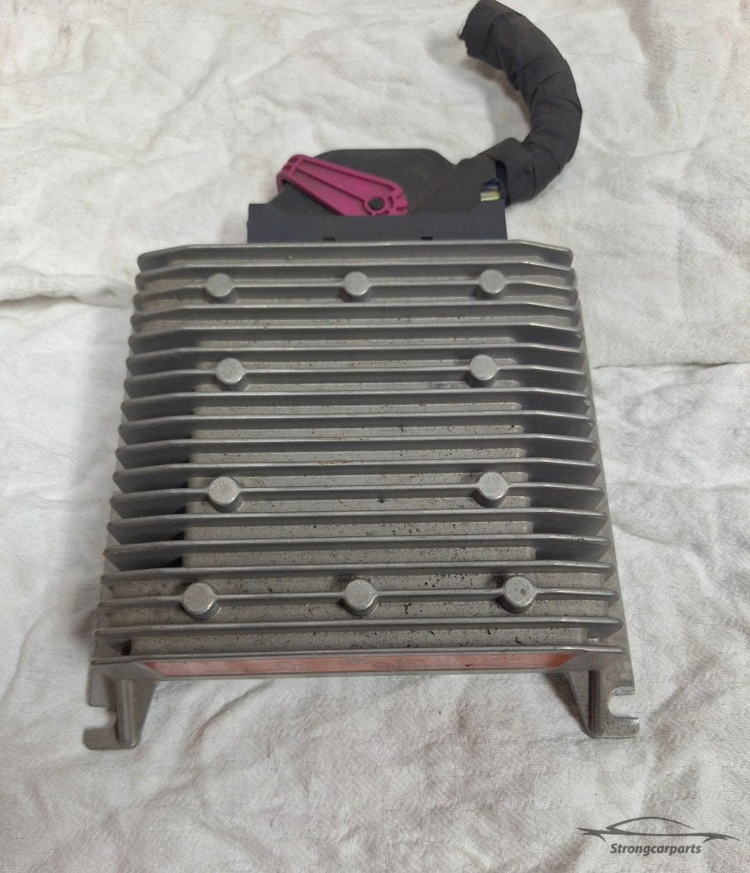 Dynaudio versterker Amplifier VW Golf 6 5K0035456A getest, Ophalen of Verzenden, -, -, -