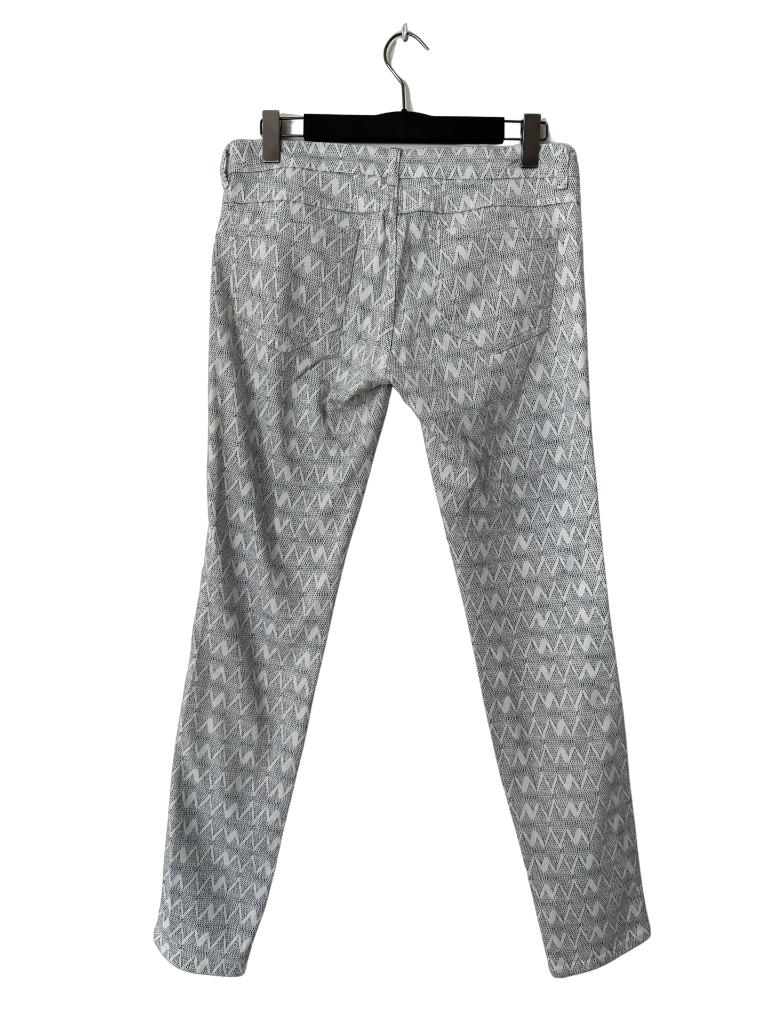 Closed broek 30, Maat 38/40 (M), Ophalen of Verzenden, Zo goed als nieuw, Grijs
