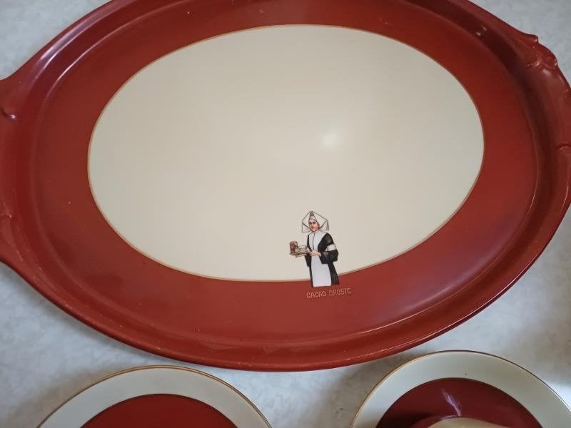 Foto 13 van Art-Deco droste servies met twee kop en schotels
