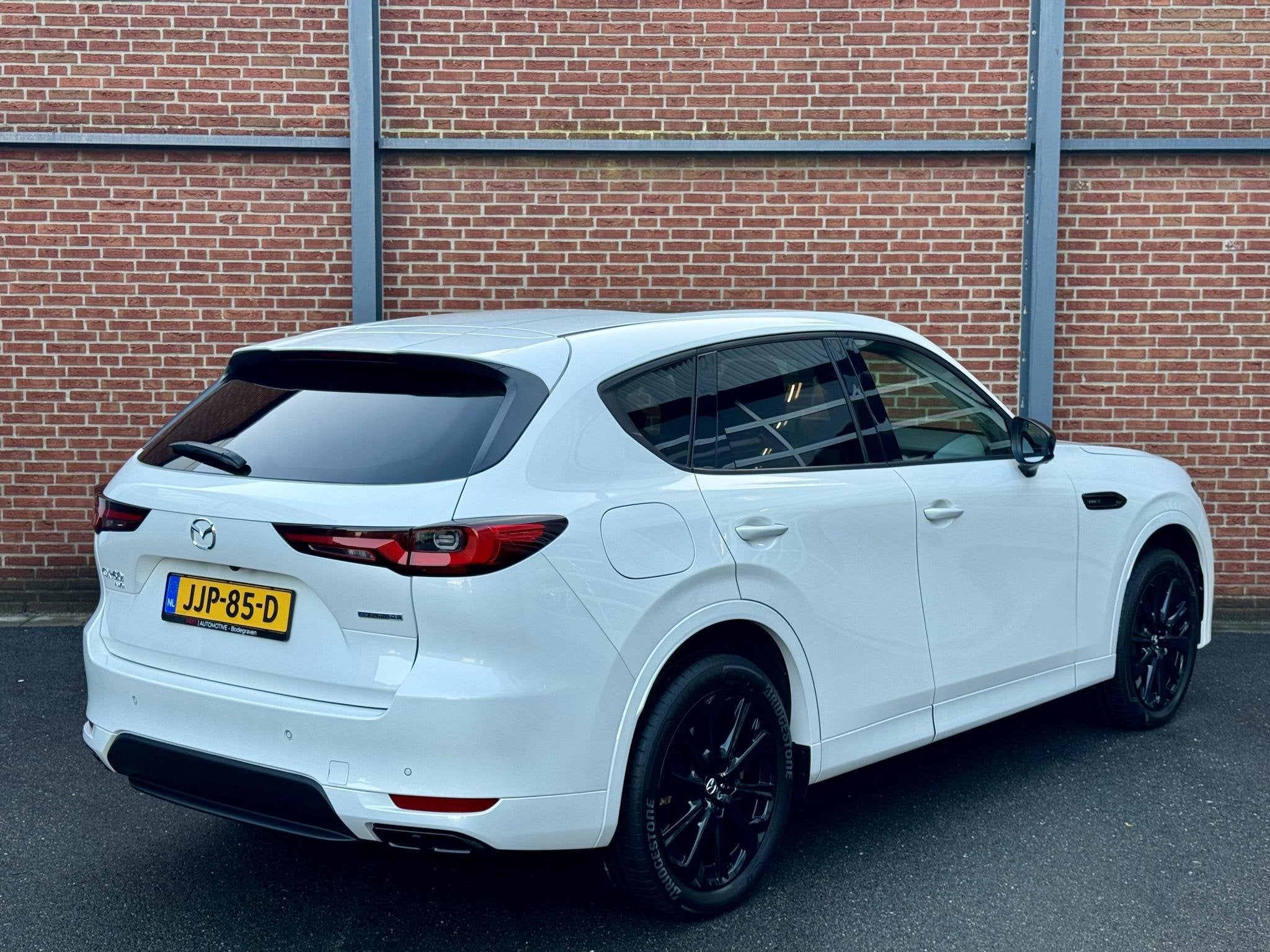 Mazda CX-60 2.5 e-SkyActiv PHEV Homura Plus | Panoramadak |, Auto's, Automaat, Dealer onderhouden, Gebruikt, 4 cilinders