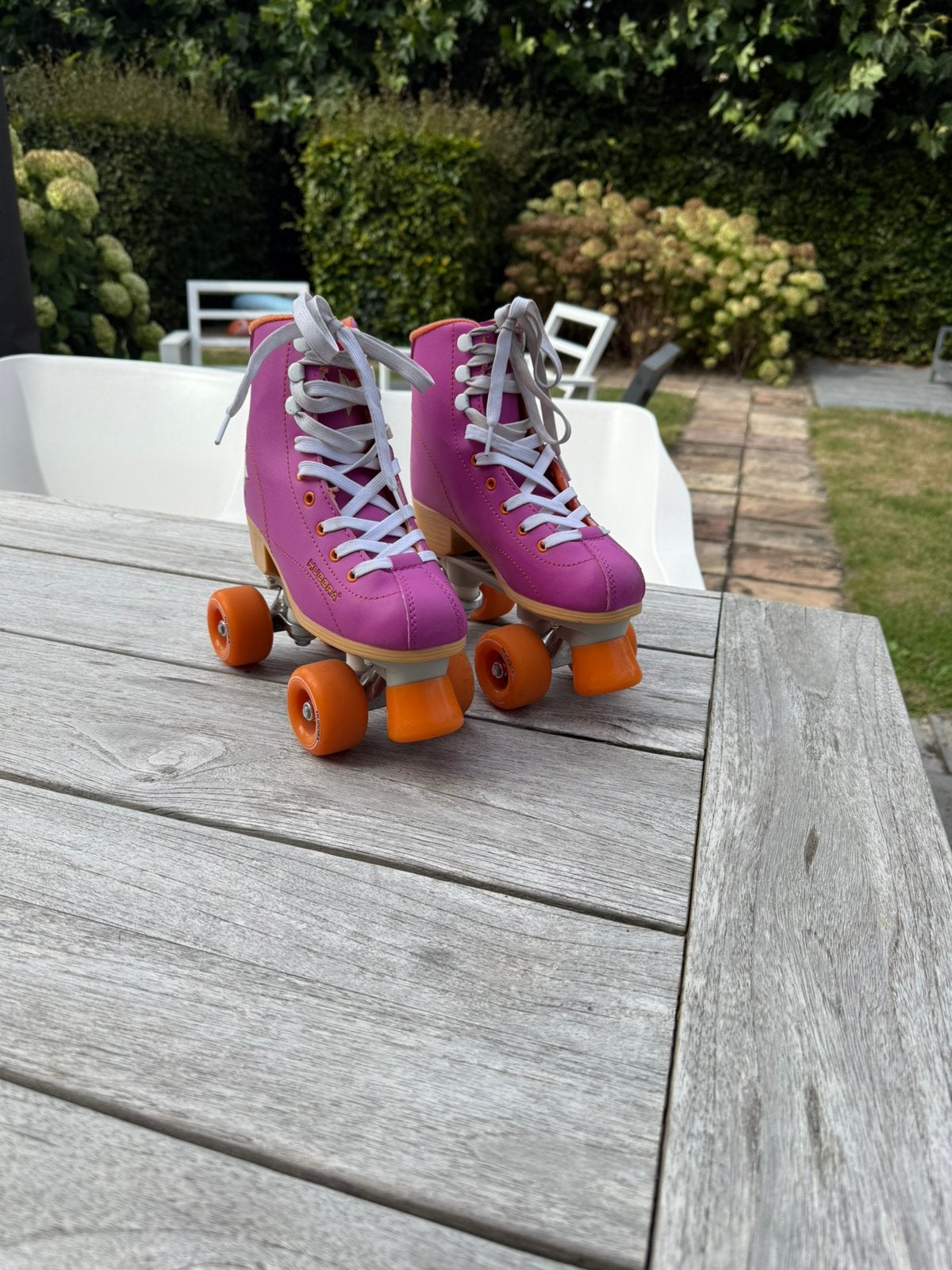 Hudora retro rolschaatsen - Maat 35 - Roze / Oranje, Ophalen of Verzenden, Zo goed als nieuw, Kinderen