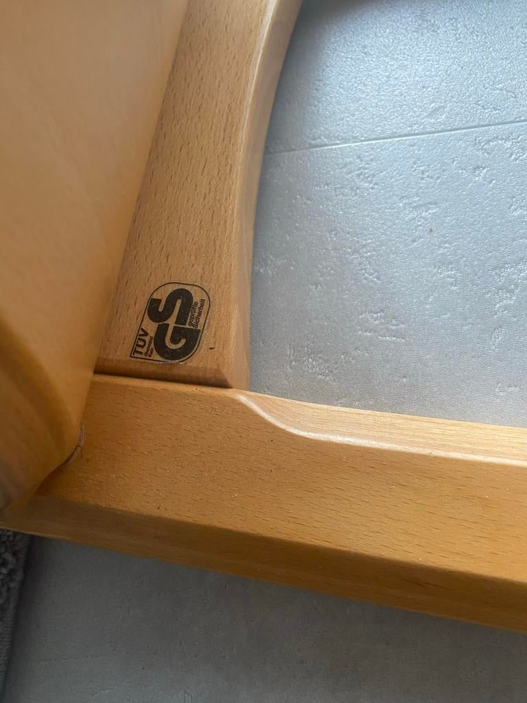 Ergonomische kniestoel - Zwart met houten frame, Gebruikt, Zwart, Ophalen of Verzenden, Eén