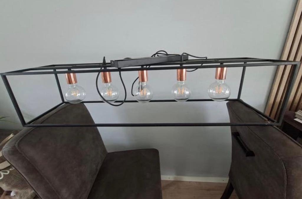 Industriële hanglamp met 4 Edison gloeilampen, Ophalen, Zo goed als nieuw, Metaal, Minder dan 50 cm