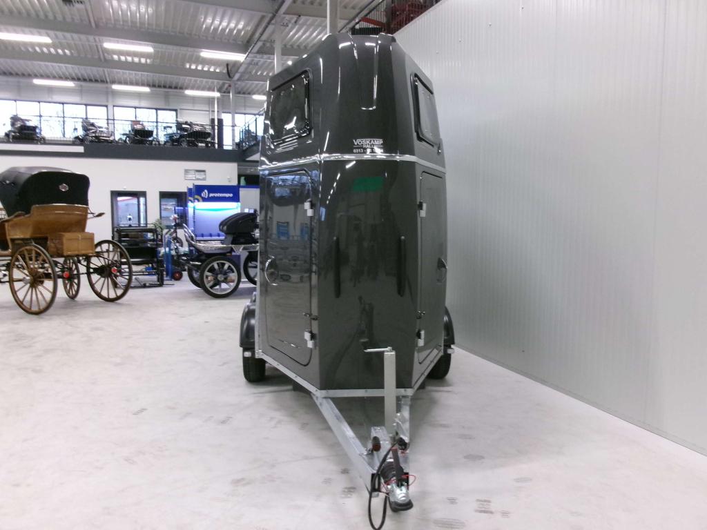 Nieuwe Atec Thensa ruime 1,5 paards trailer. Zeer comleet, Dieren en Toebehoren, Paarden en Pony's | Trailers en Aanhangwagens