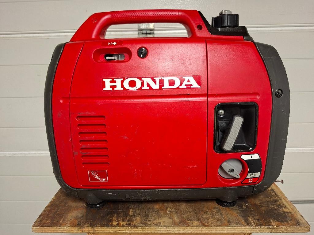honda eu22i inverter aggregaat/generator, Doe-het-zelf en Verbouw, Aggregaten, Benzine, Ophalen of Verzenden, Zo goed als nieuw