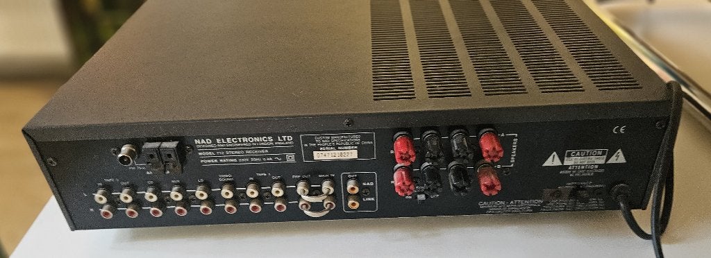 NAD 712 Stereo Receiver, Gebruikt, 60 tot 120 watt, Stereo, Ophalen