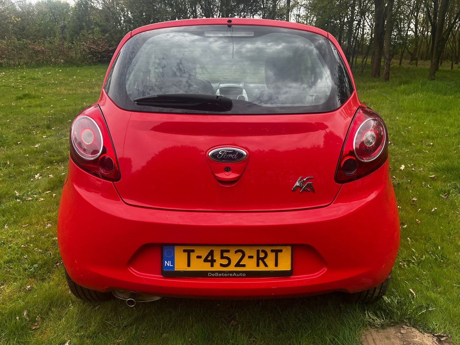 Foto 5 van Ford Ka 1.2 51KW 2010 Rood
