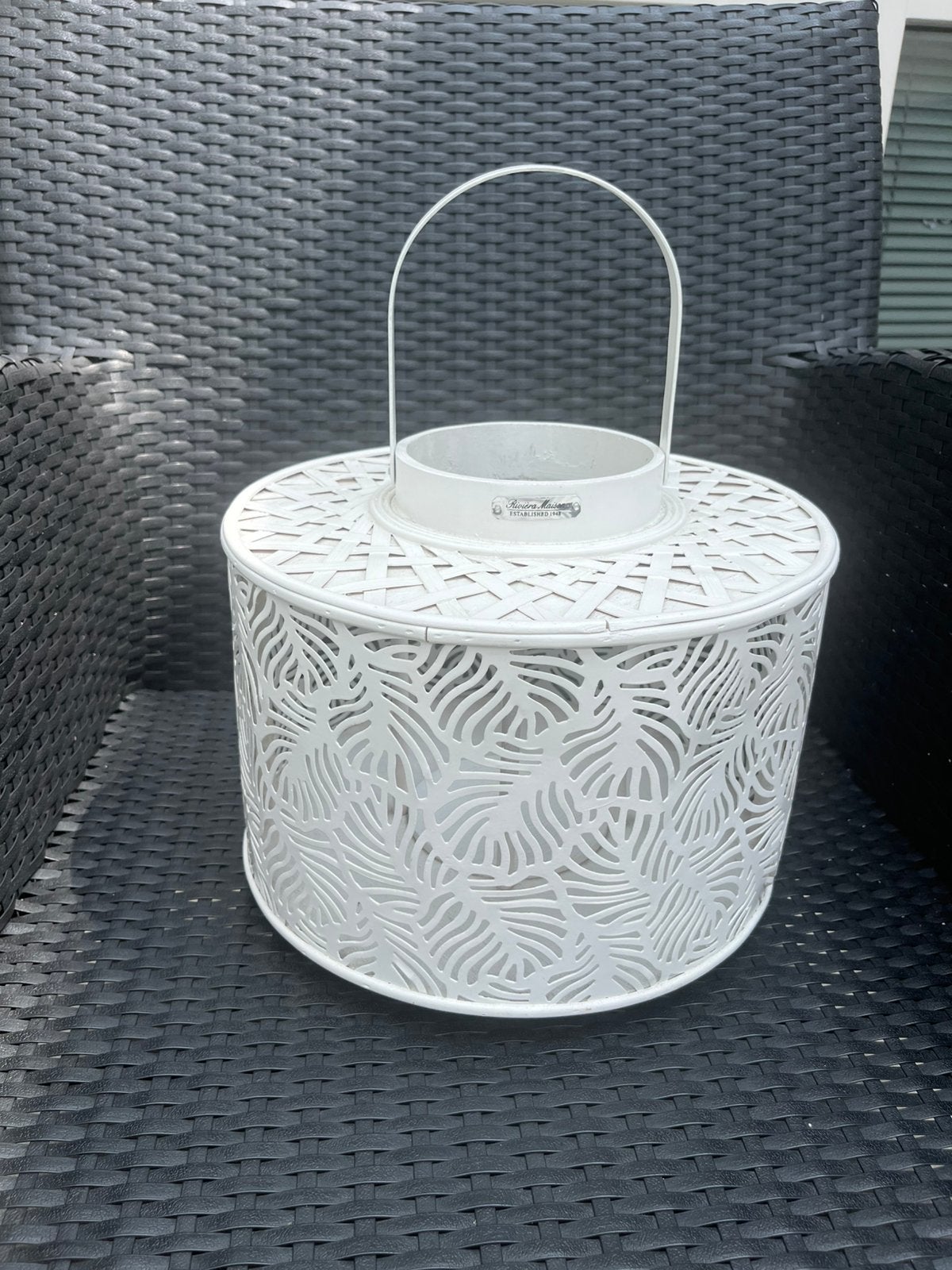 Te koop: wit windlicht/hurricane van Rivièra Maison, Huis en Inrichting, 25 tot 50 cm, Wit, Nieuw, Ophalen of Verzenden