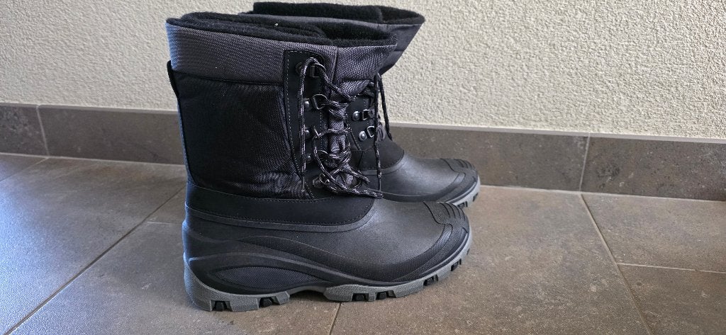 Snowfun heren snowboots maat 43/44 zwart zo goed als nieuw, Kleding | Heren, Snowfun, Zwart, Boots, Ophalen of Verzenden