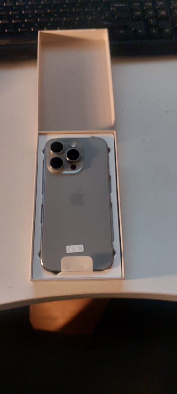 iPhone 15 Pro 1TB Natural Titanium, Telecommunicatie, Ophalen of Verzenden, Zo goed als nieuw