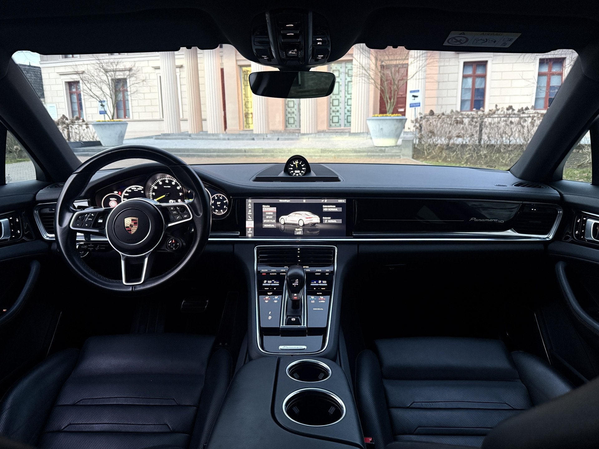 Porsche Panamera 2.9 4 E-Hybrid 10 Years Edition l Sport Chr, Auto's, Automaat, Gebruikt, 2145 kg, Bedrijf